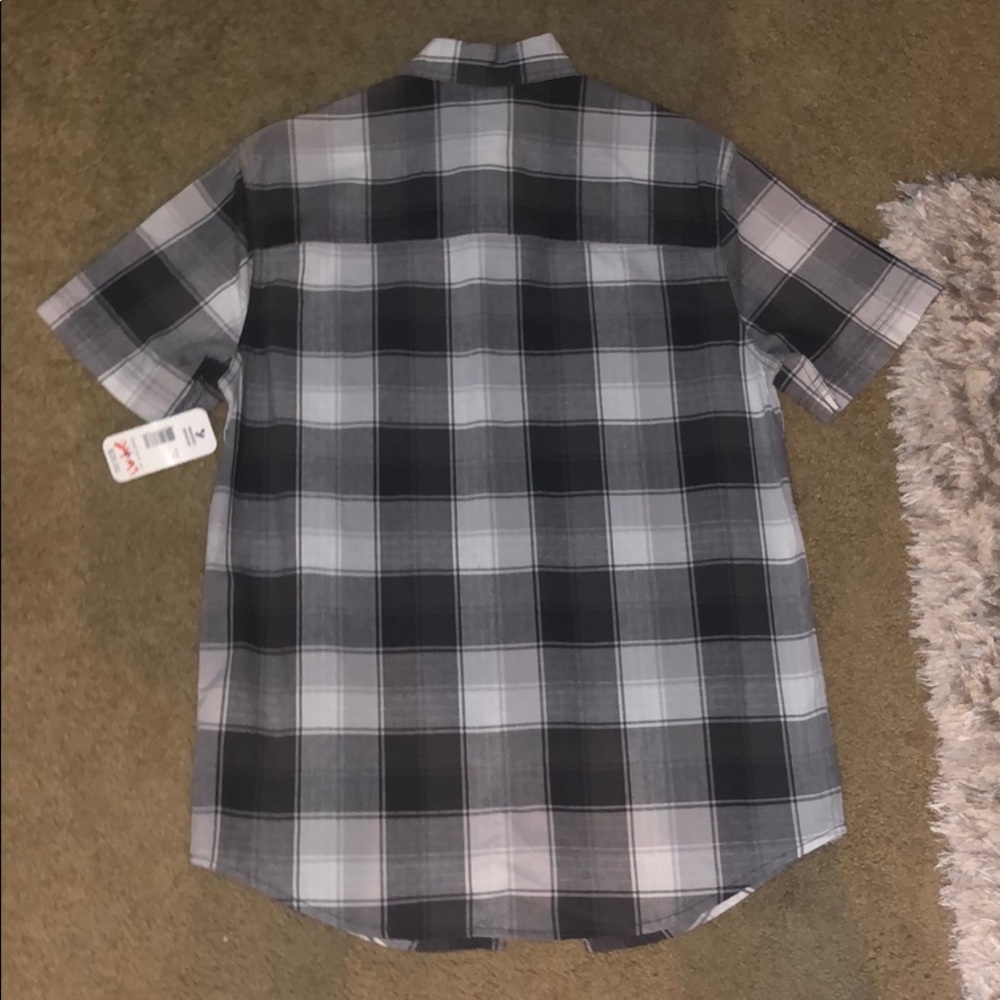 Men’s button up - Picture 2 of 4